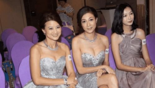 螓首蛾眉